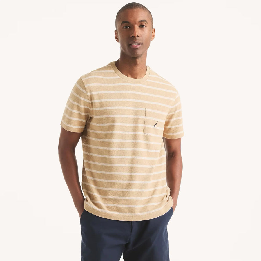 Camiseta de cuello redondo con textura a rayas con bolsillo