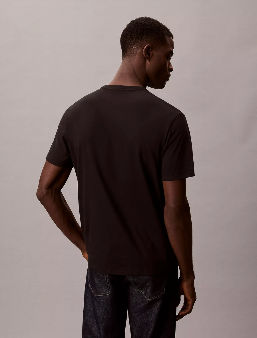 Camiseta clásica con estampado de monograma superpuesto