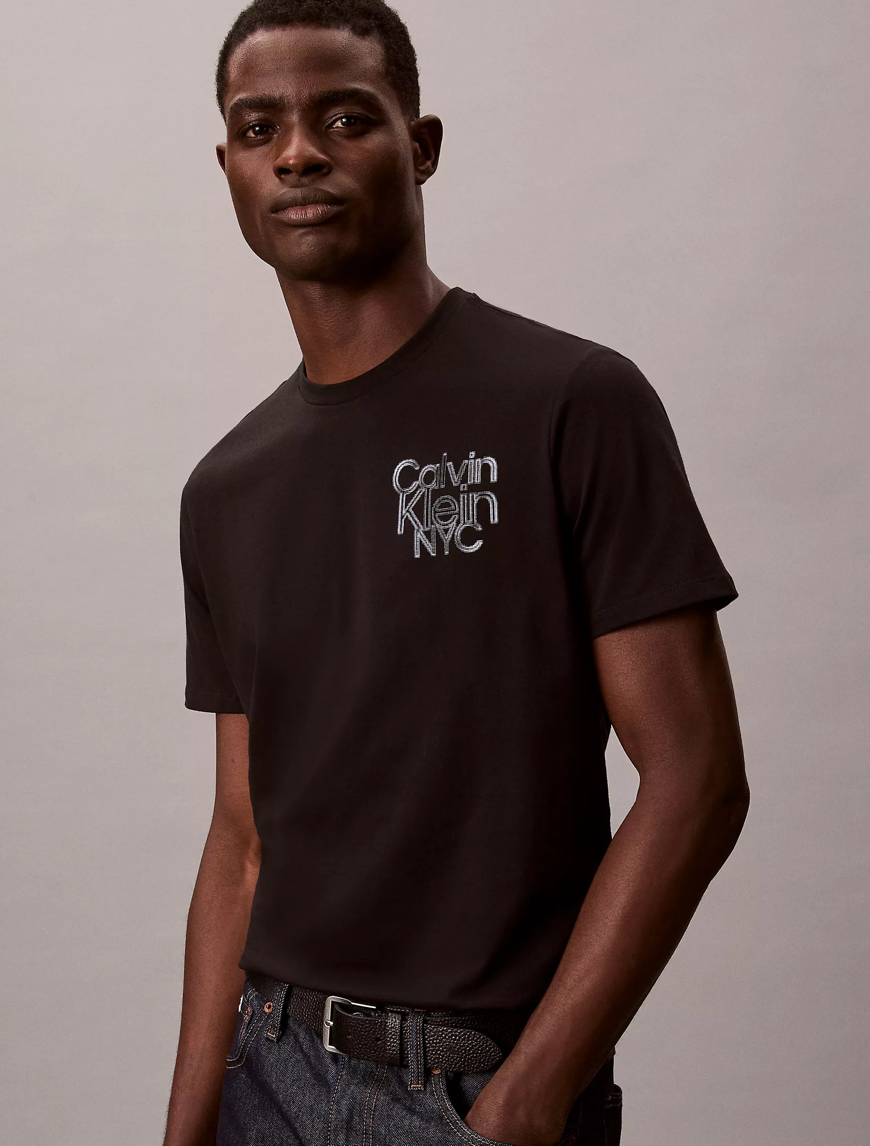 Camiseta clásica con logotipo de Pixel